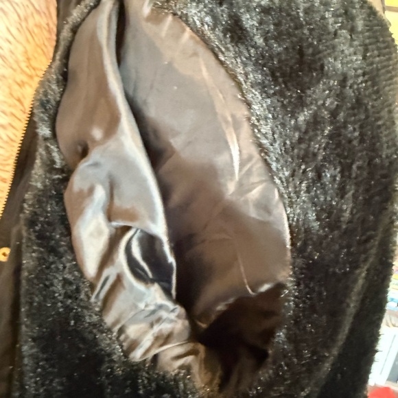 Haute Monde Black Quilted Puffer Jacket - Picture 11 of 13